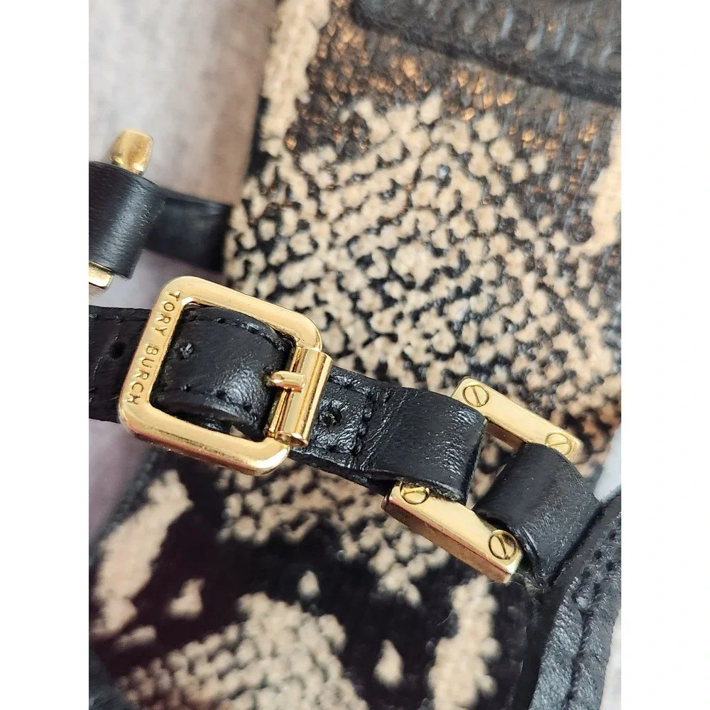 Tory Burch tory burch